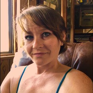 Meet your Posher, Jewel